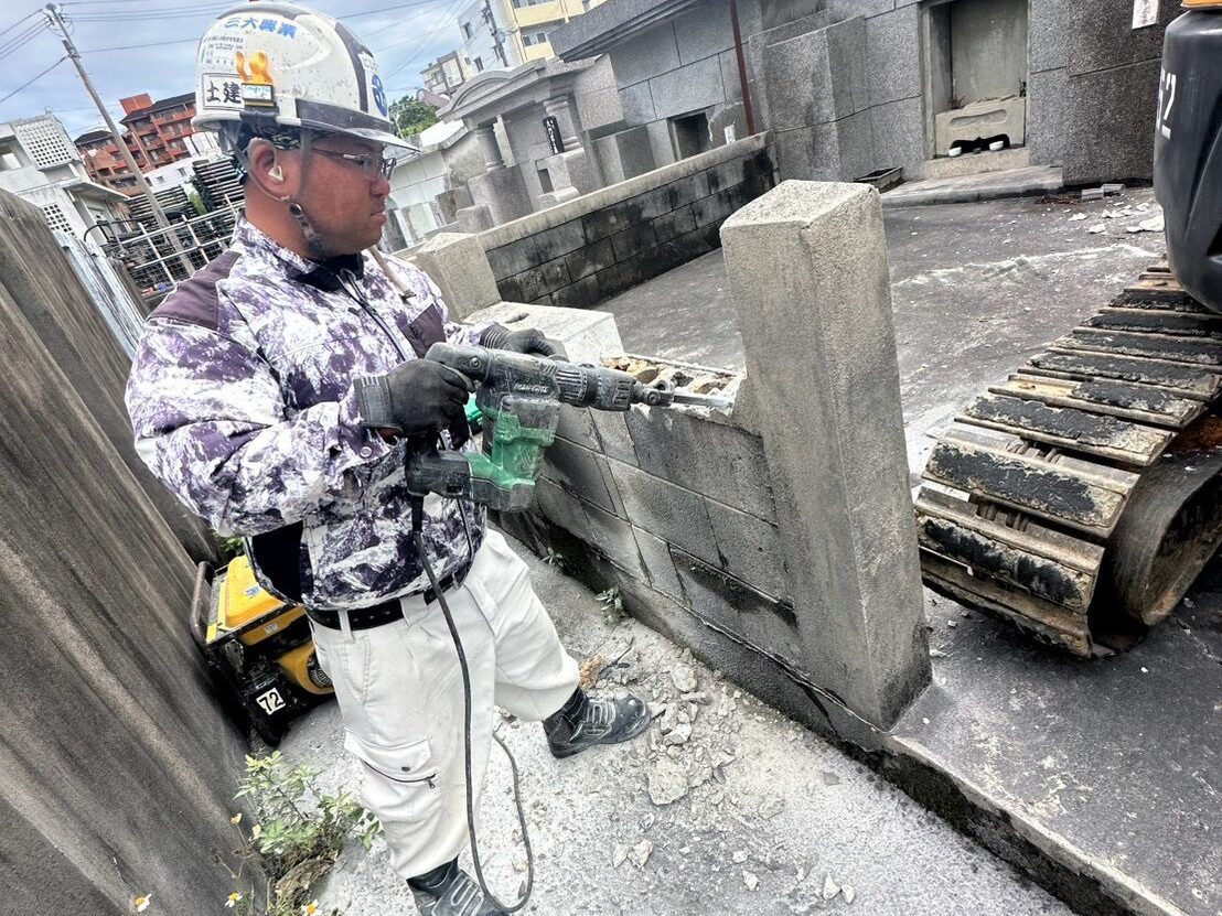 お墓の解体作業承ります