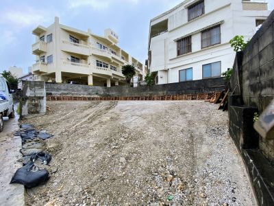 駐車場　リフォーム前
